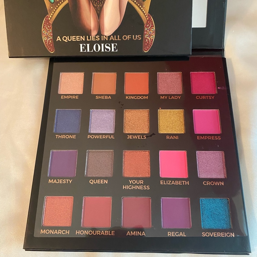 Eyeshadow, Vibrant, neon , new , makeup - Eloise the queen eyeshadow palette